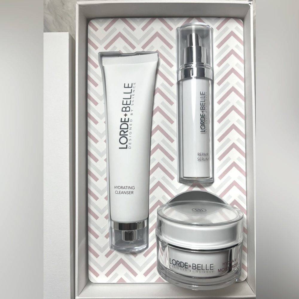 LORDE + BELLE, CC Skincare Regimen (Cleanser, Serum, & Moisturizer) - Picture 5 of 8